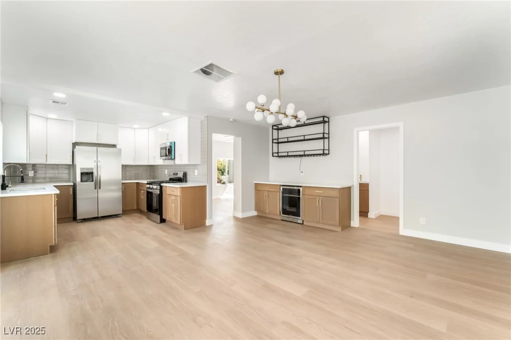 2793 Artic, Las Vegas, NV 89121