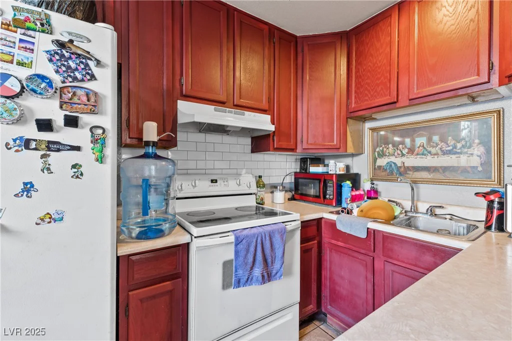 2513 Salt Lake, North Las Vegas, NV 89030