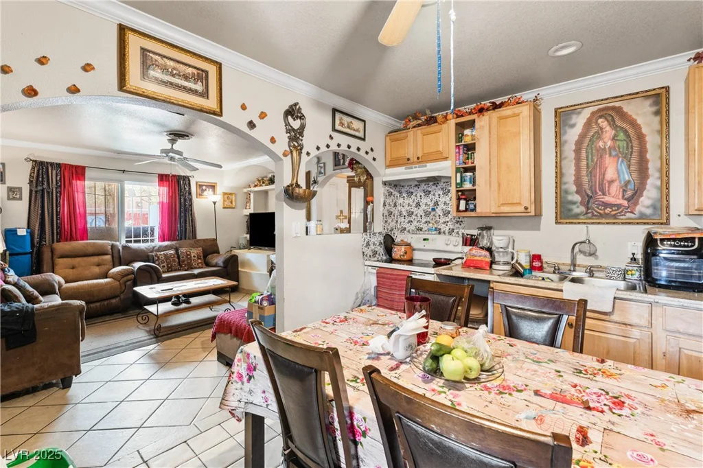 2513 Salt Lake, North Las Vegas, NV 89030