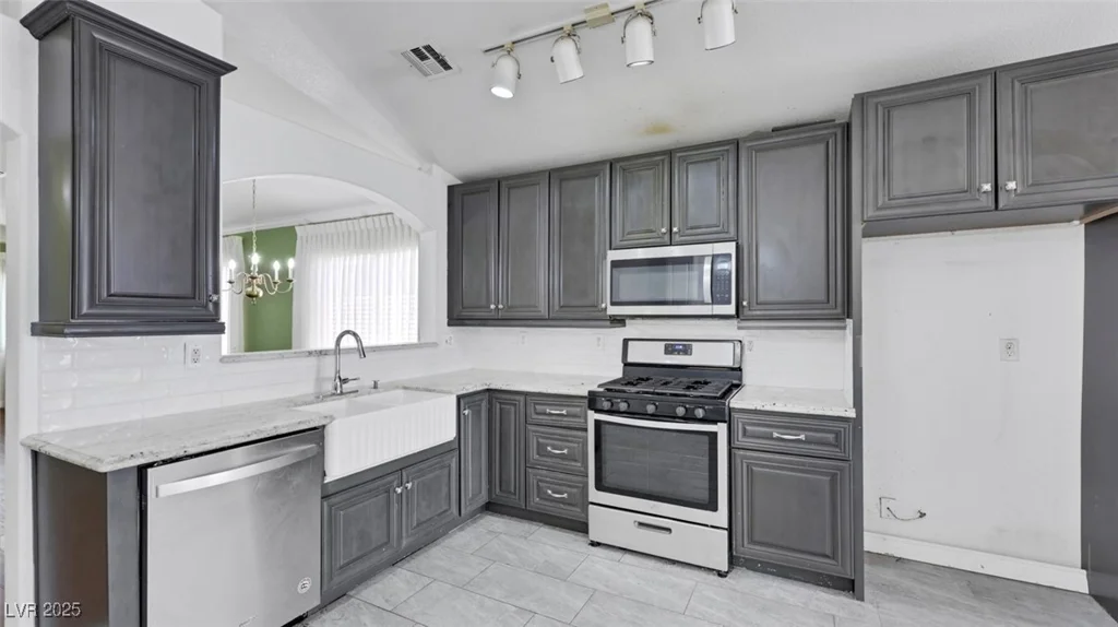 532 Shallow Mist, North Las Vegas, NV 89032