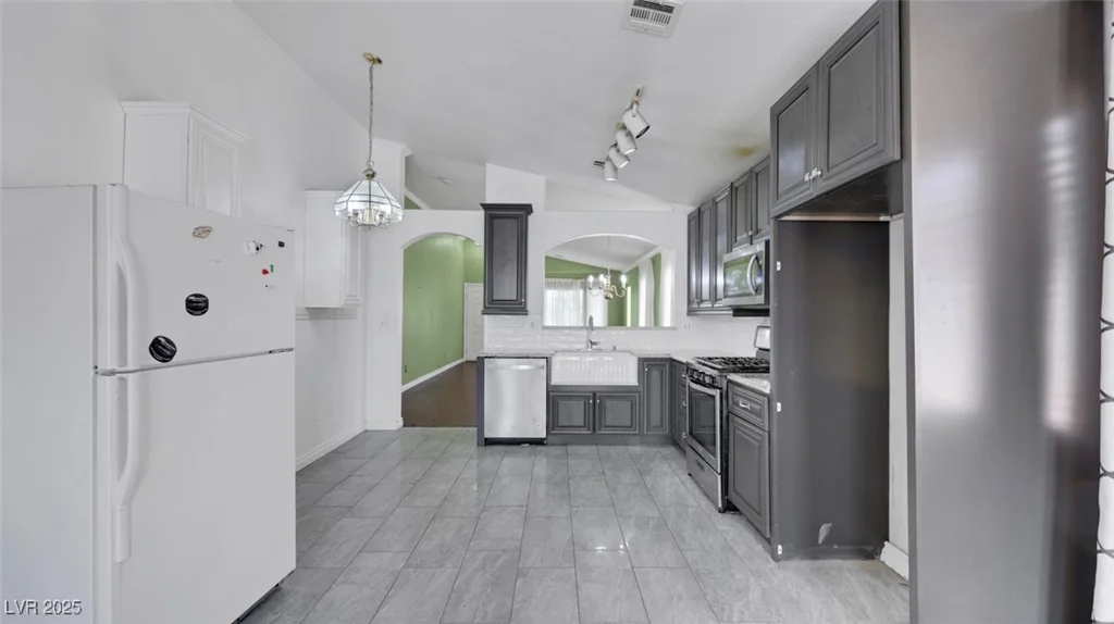 532 Shallow Mist, North Las Vegas, NV 89032