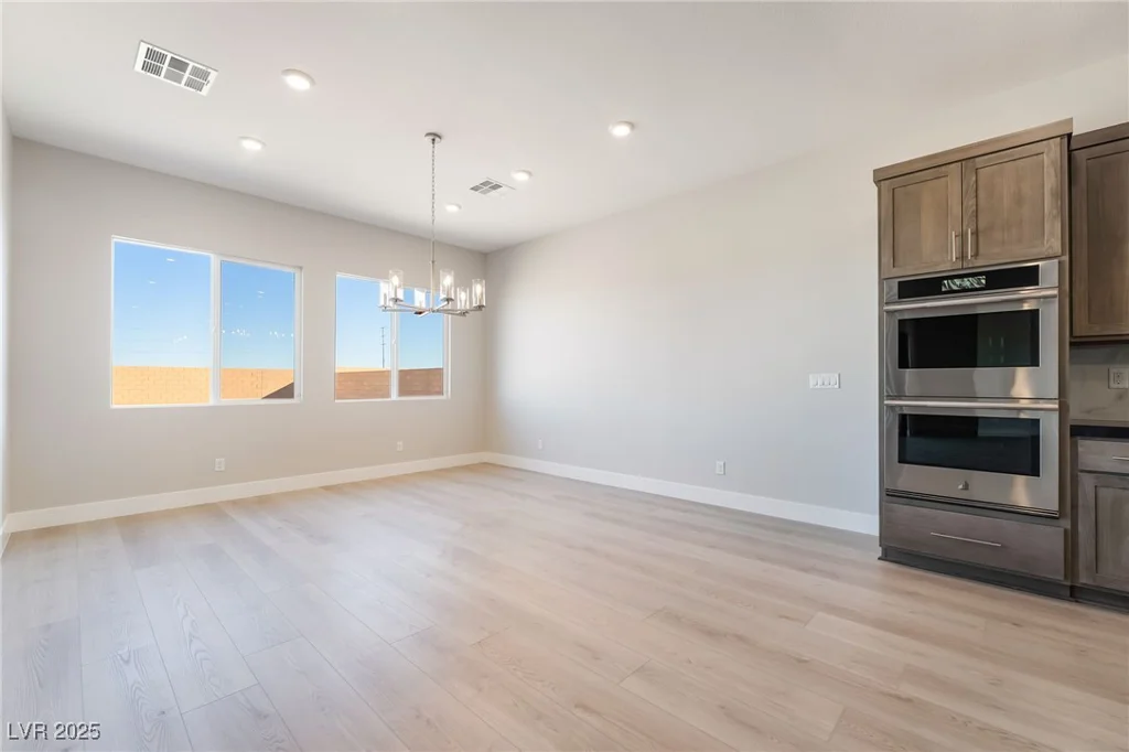 9162 Manitou Peak, Las Vegas, NV 89139