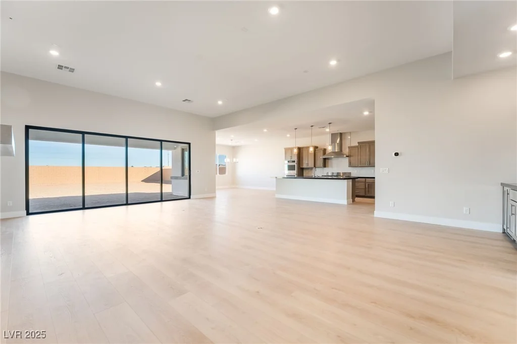 9162 Manitou Peak, Las Vegas, NV 89139