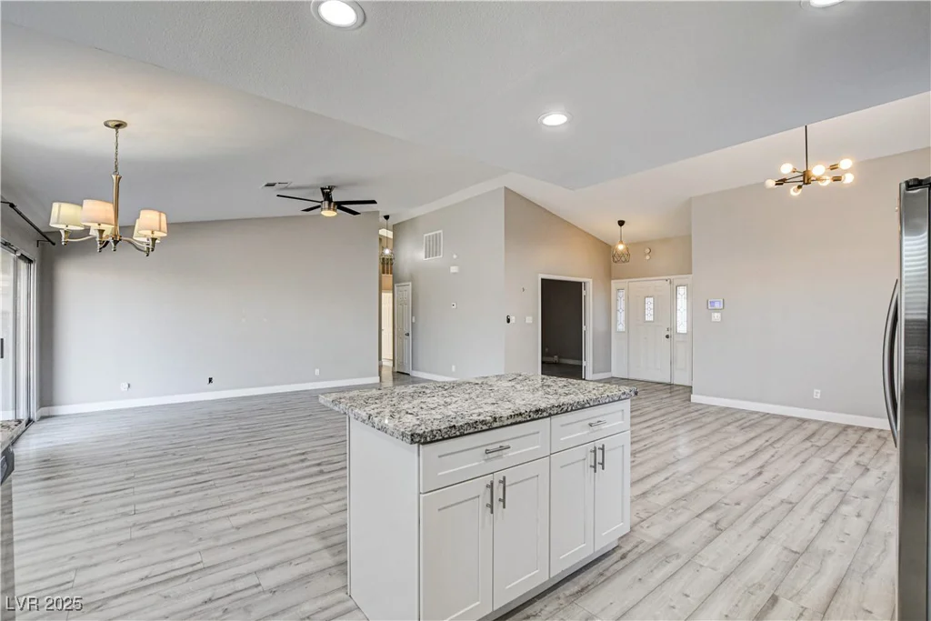 8517 Soneto, Las Vegas, NV 89117