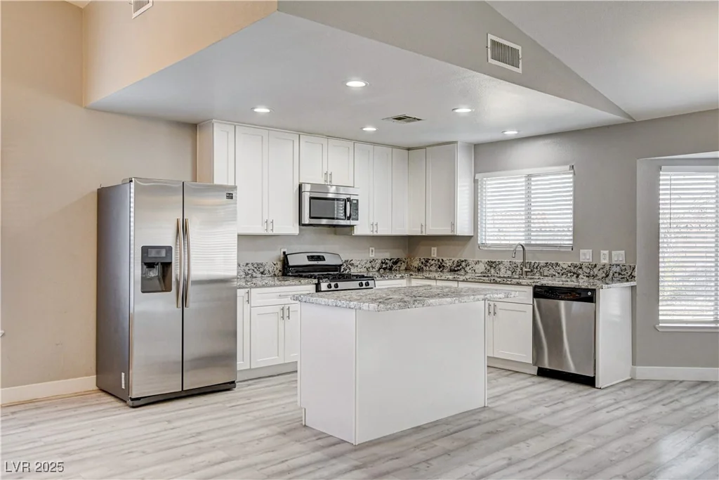 8517 Soneto, Las Vegas, NV 89117