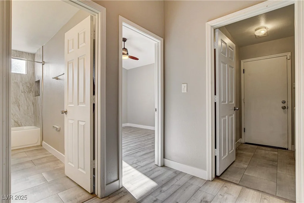 8517 Soneto, Las Vegas, NV 89117