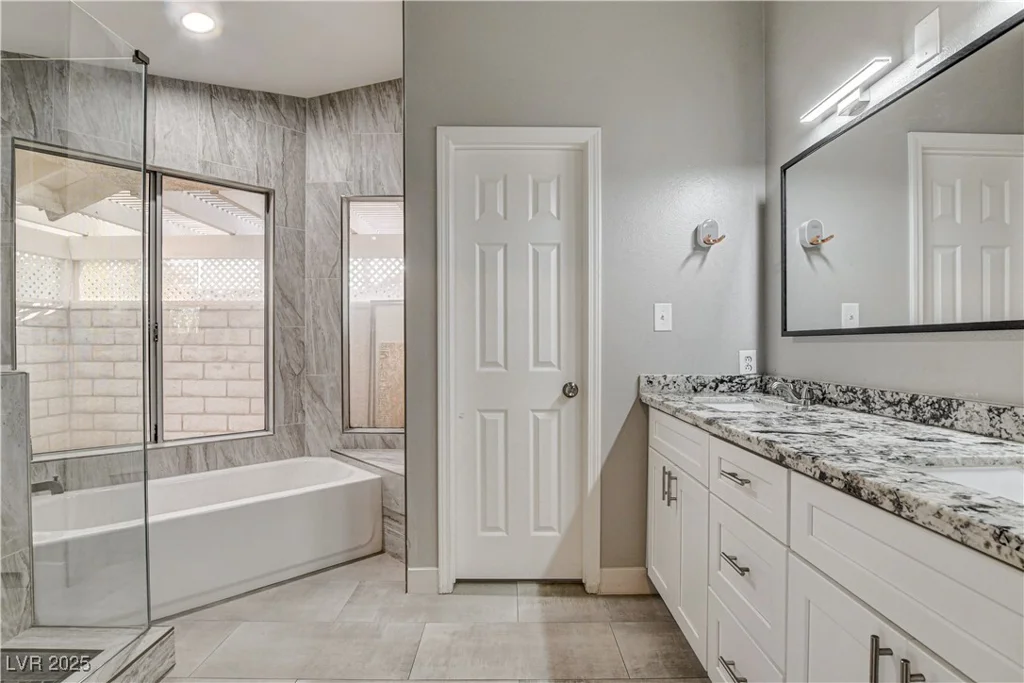 8517 Soneto, Las Vegas, NV 89117