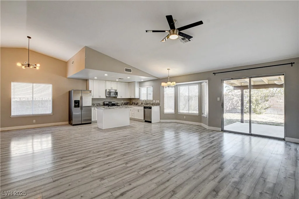 8517 Soneto, Las Vegas, NV 89117