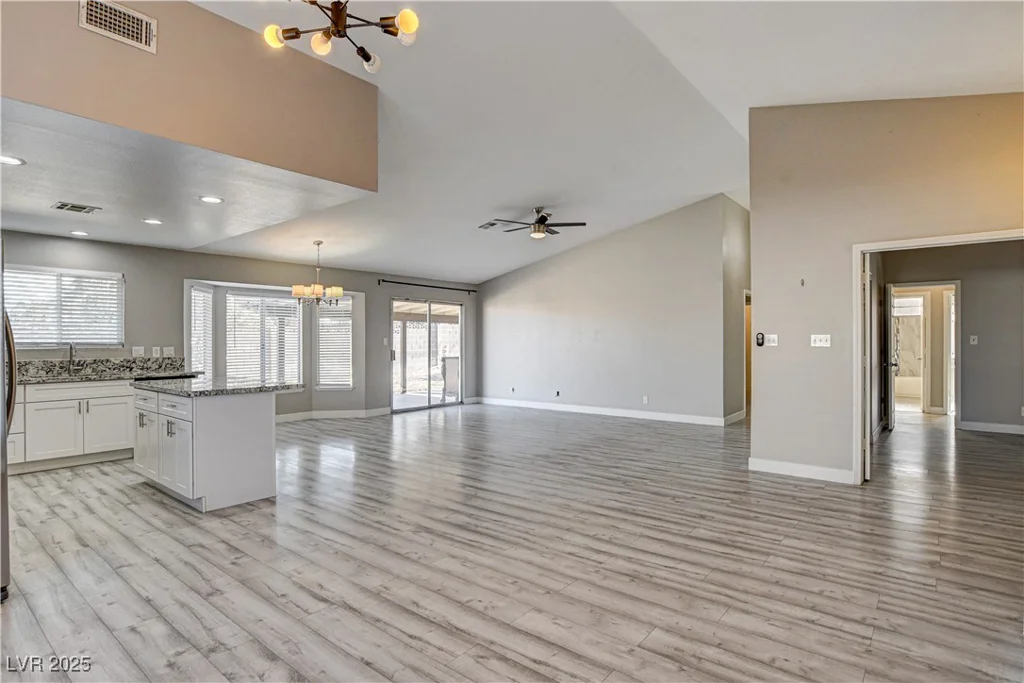 8517 Soneto, Las Vegas, NV 89117