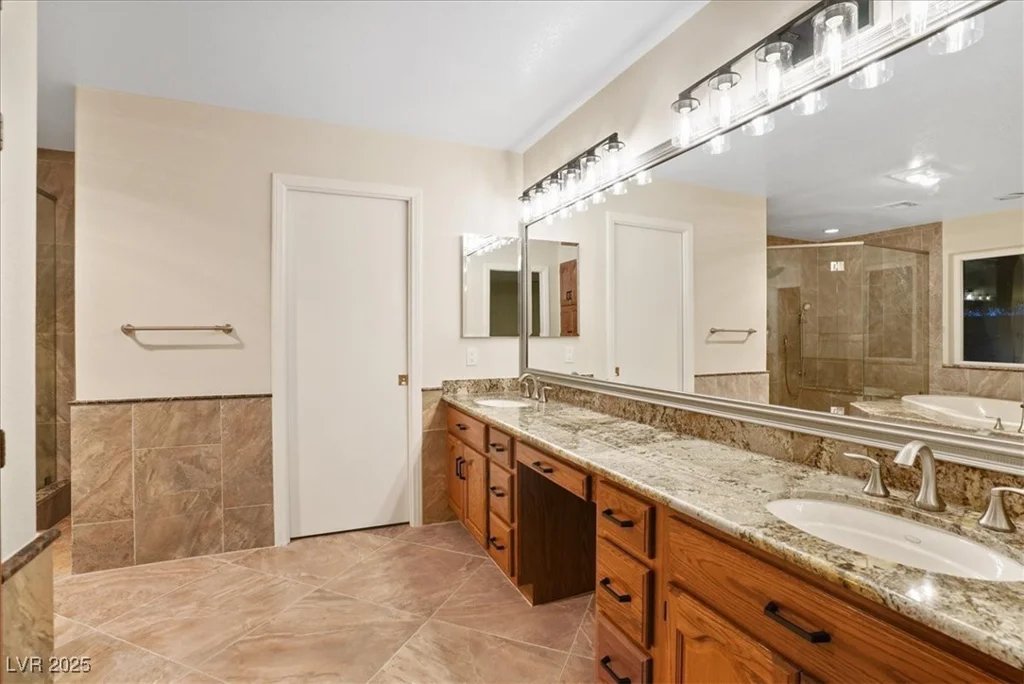 4591 Chieftain, Las Vegas, NV 89129