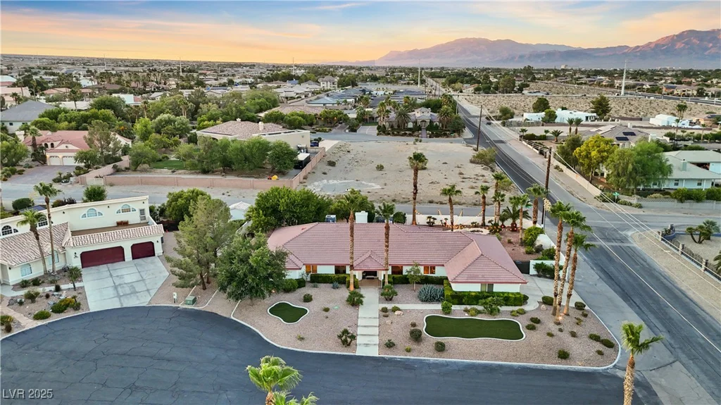 4591 Chieftain, Las Vegas, NV 89129