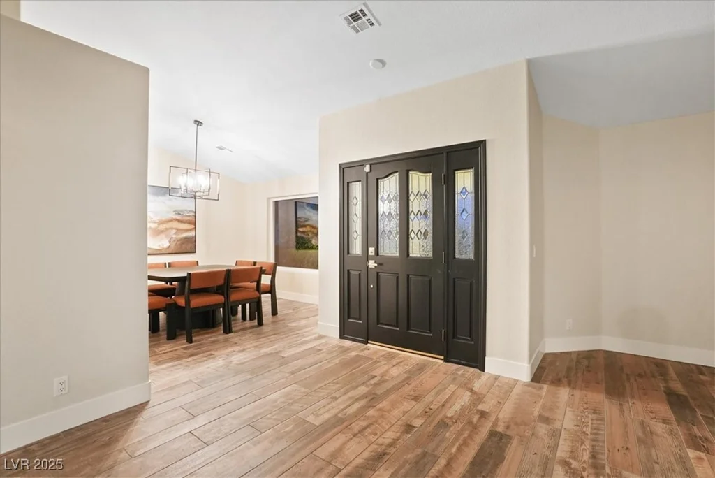 4591 Chieftain, Las Vegas, NV 89129