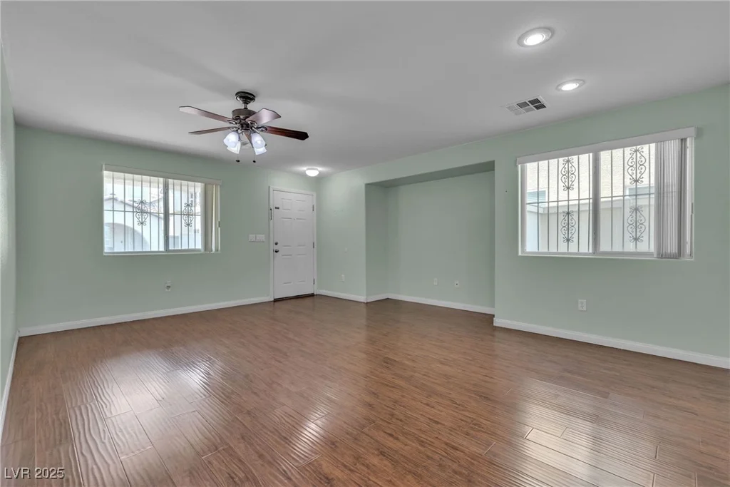6312 Blue Twilight, Las Vegas, NV 89108