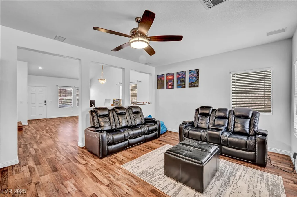 1617 Paradise Reef, North Las Vegas, NV 89031
