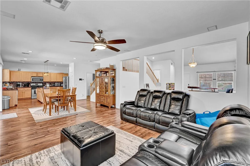 1617 Paradise Reef, North Las Vegas, NV 89031