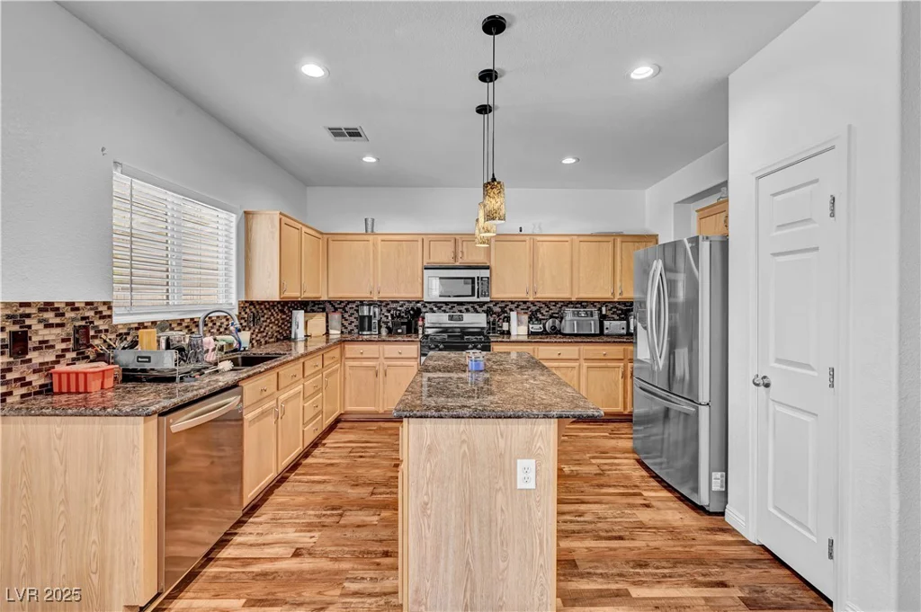 1617 Paradise Reef, North Las Vegas, NV 89031