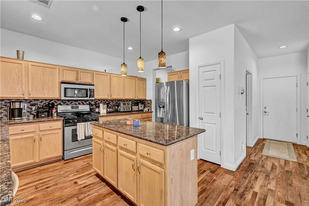 1617 Paradise Reef, North Las Vegas, NV 89031