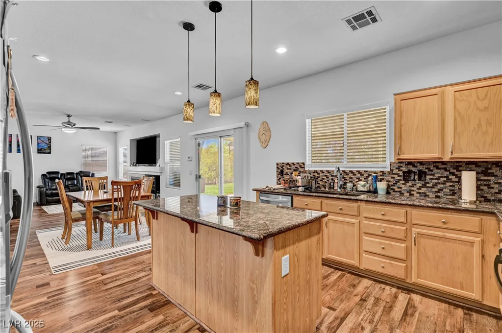 1617 Paradise Reef, North Las Vegas, NV 89031
