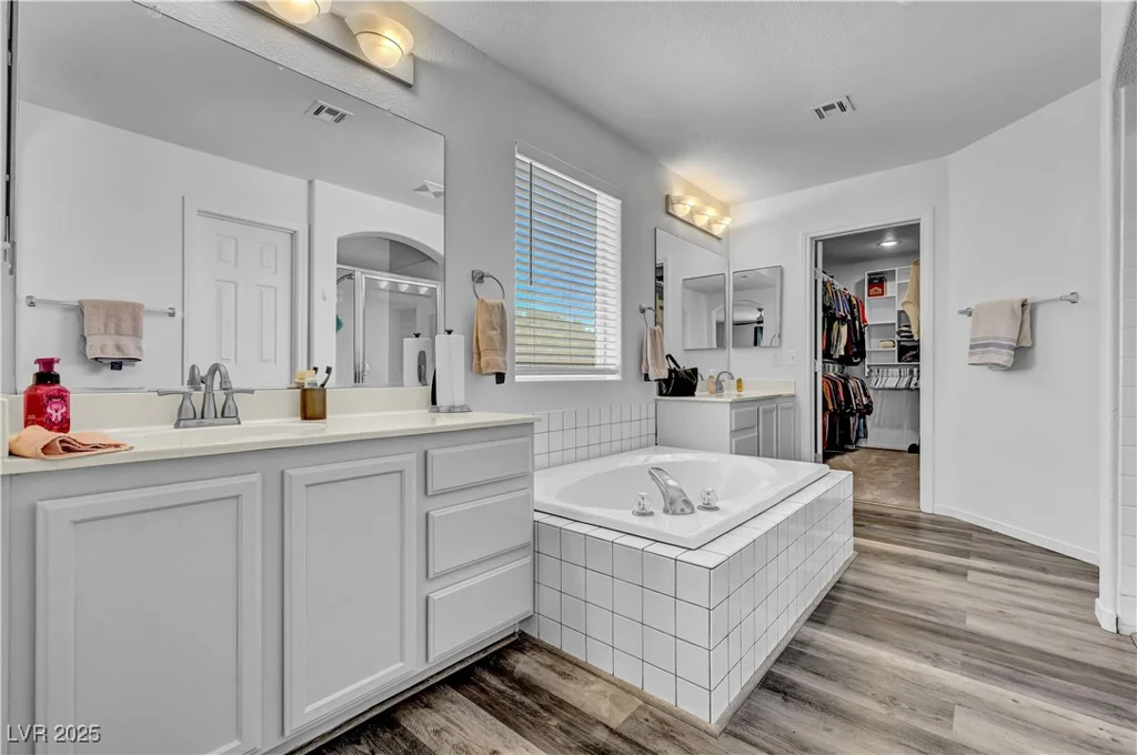 1617 Paradise Reef, North Las Vegas, NV 89031