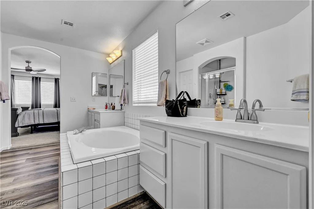1617 Paradise Reef, North Las Vegas, NV 89031