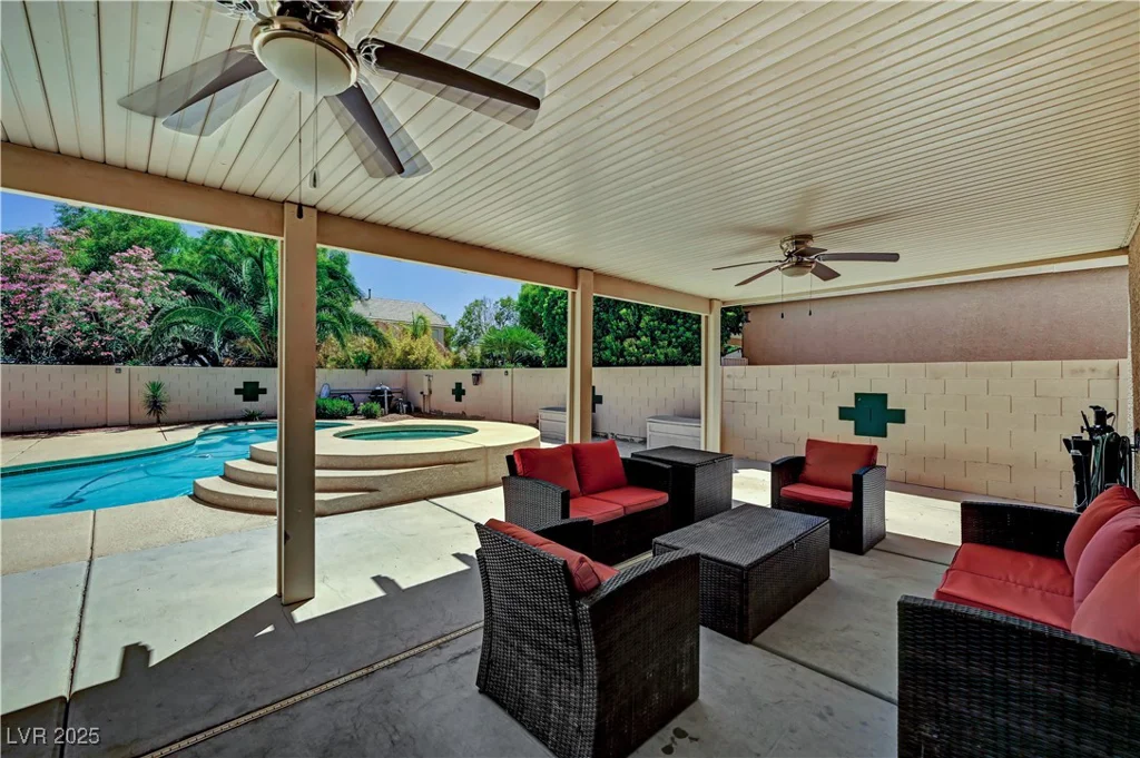1617 Paradise Reef, North Las Vegas, NV 89031