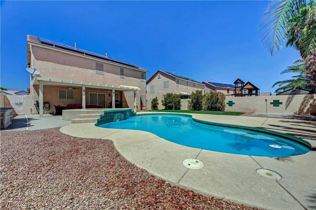 1617 Paradise Reef, North Las Vegas, NV 89031