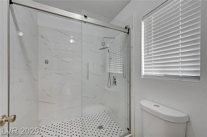 9529 Shallow Brook, Las Vegas, NV 89117
