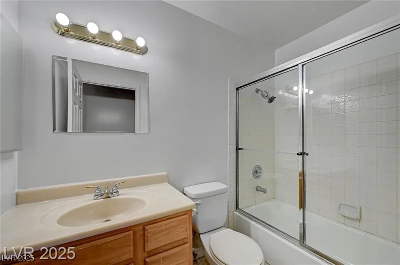 9529 Shallow Brook, Las Vegas, NV 89117