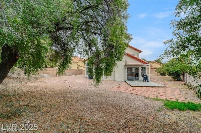 9529 Shallow Brook, Las Vegas, NV 89117