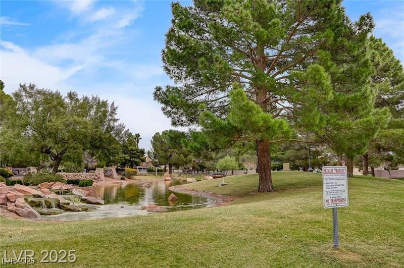 9529 Shallow Brook, Las Vegas, NV 89117