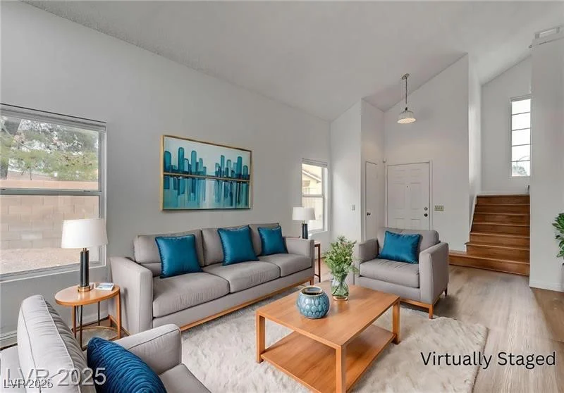 9529 Shallow Brook, Las Vegas, NV 89117