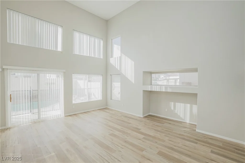 10203 Crepe Myrtle, Las Vegas, NV 89183