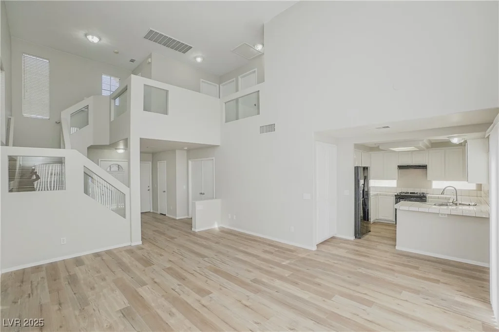 10203 Crepe Myrtle, Las Vegas, NV 89183