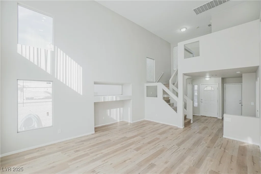 10203 Crepe Myrtle, Las Vegas, NV 89183