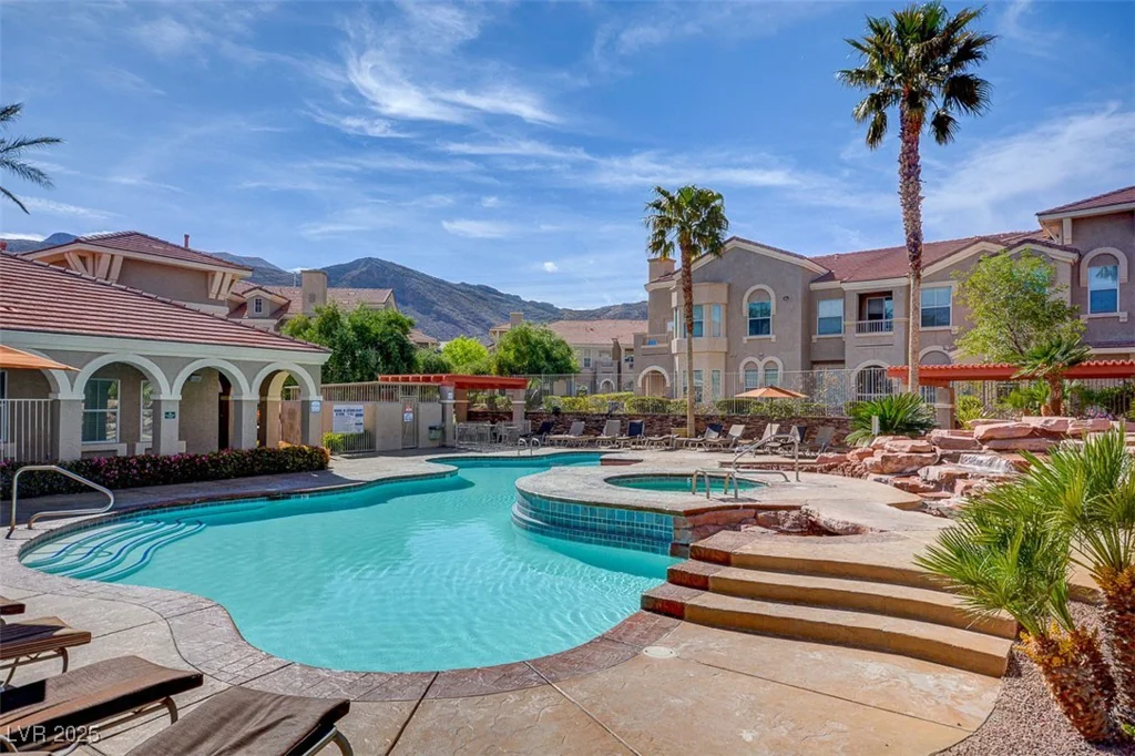 10550 Alexander, Las Vegas, NV 89129