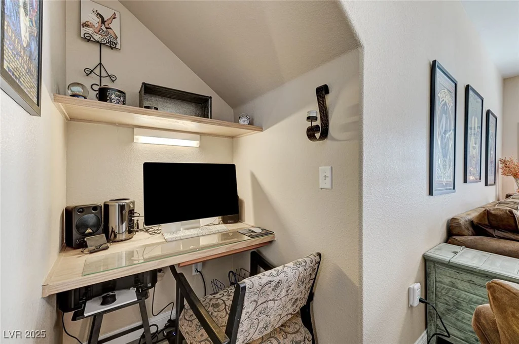 10550 Alexander, Las Vegas, NV 89129