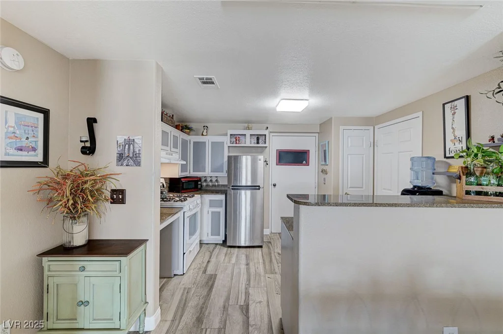 10550 Alexander, Las Vegas, NV 89129