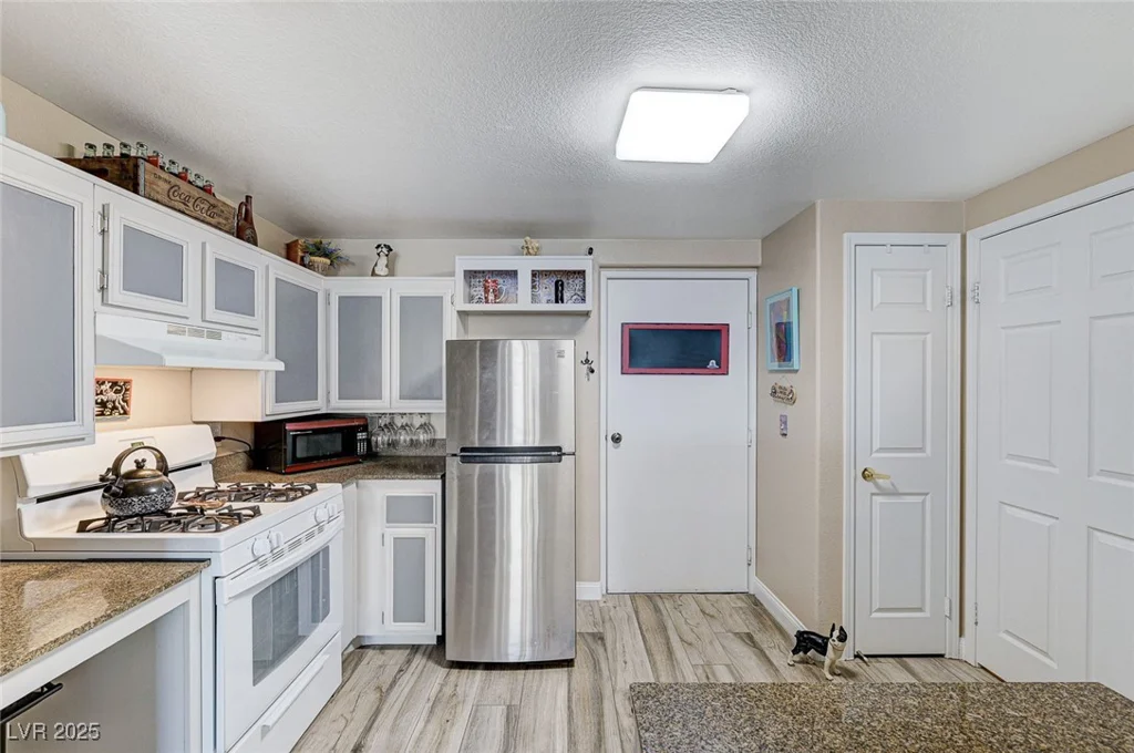 10550 Alexander, Las Vegas, NV 89129