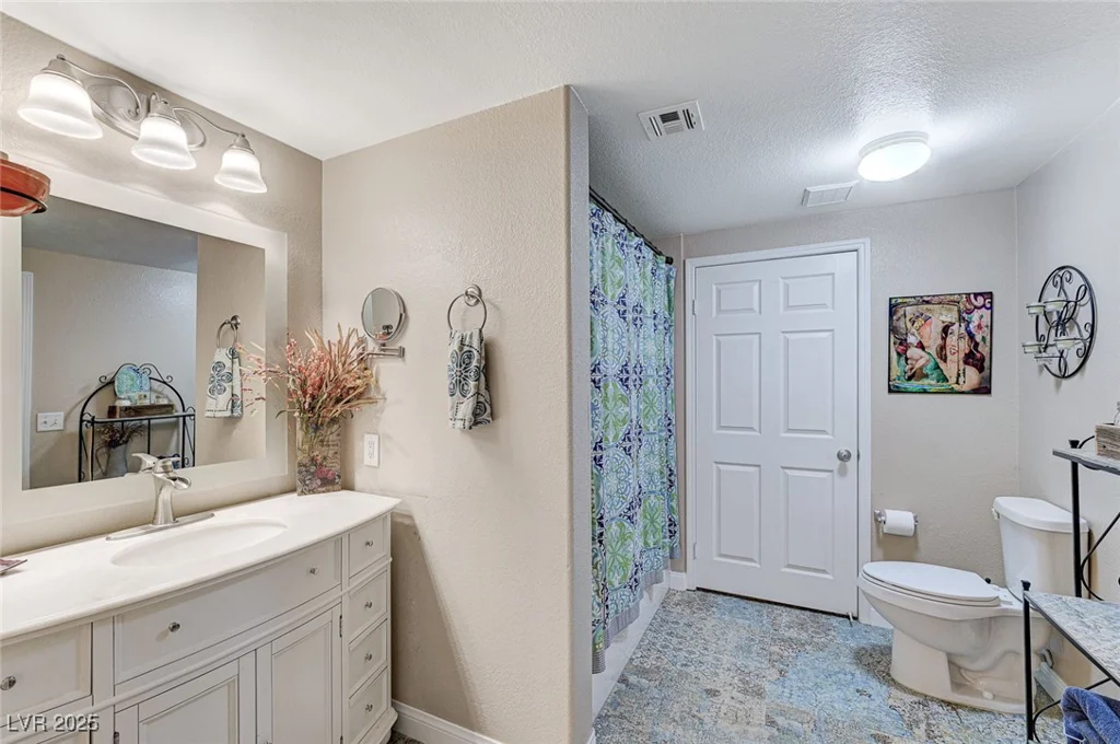 10550 Alexander, Las Vegas, NV 89129