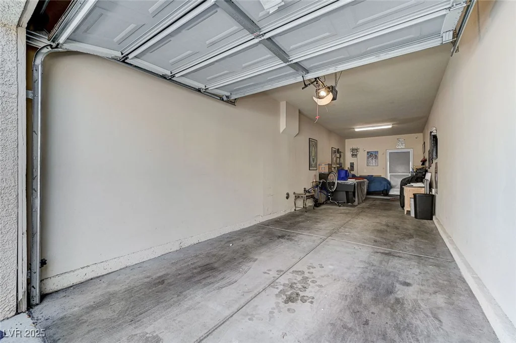 10550 Alexander, Las Vegas, NV 89129