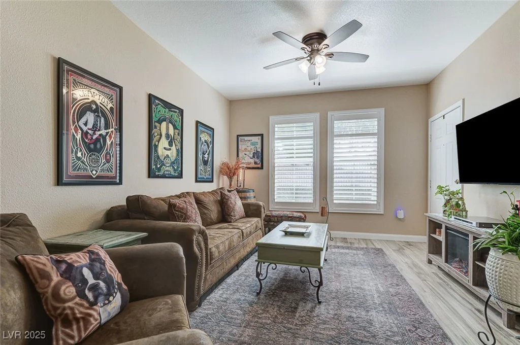 10550 Alexander, Las Vegas, NV 89129