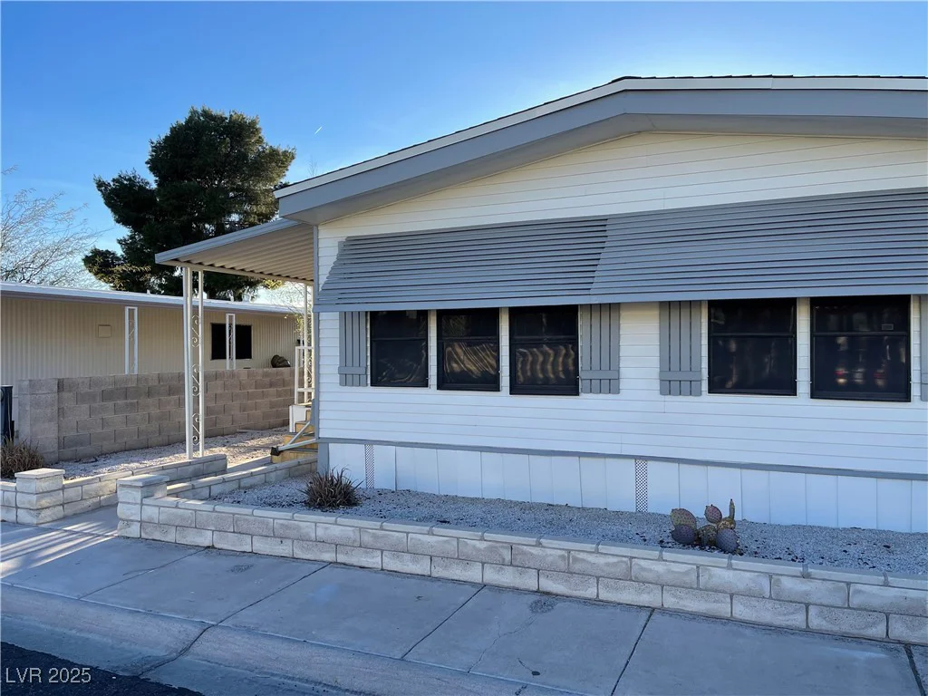 3657 Isle Royale, Las Vegas, NV 89122