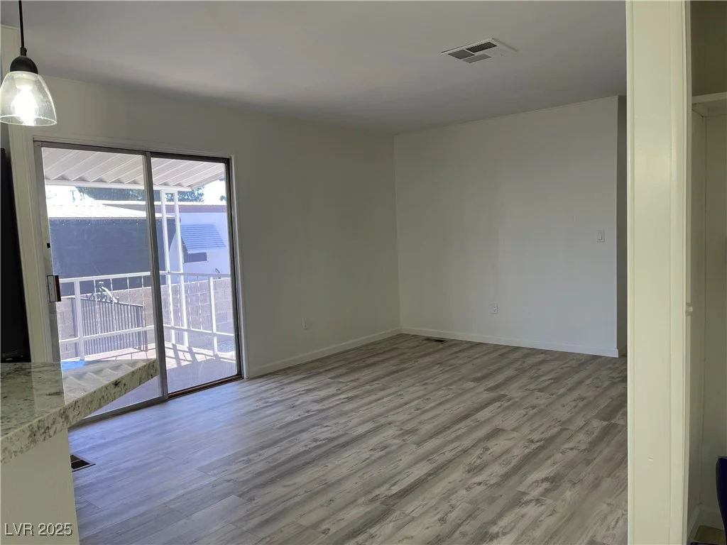 3657 Isle Royale, Las Vegas, NV 89122