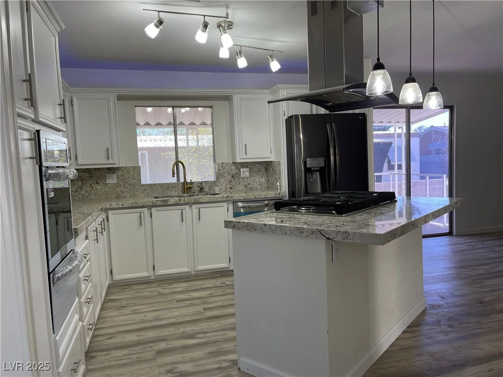 3657 Isle Royale, Las Vegas, NV 89122