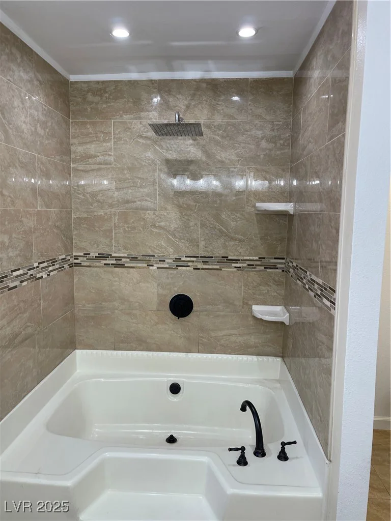 3657 Isle Royale, Las Vegas, NV 89122