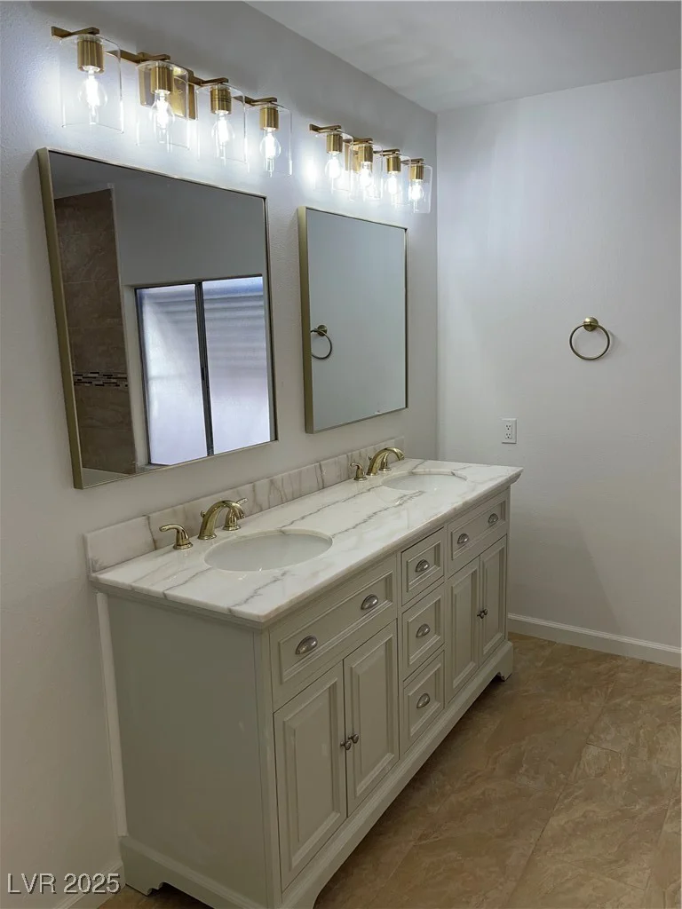 3657 Isle Royale, Las Vegas, NV 89122