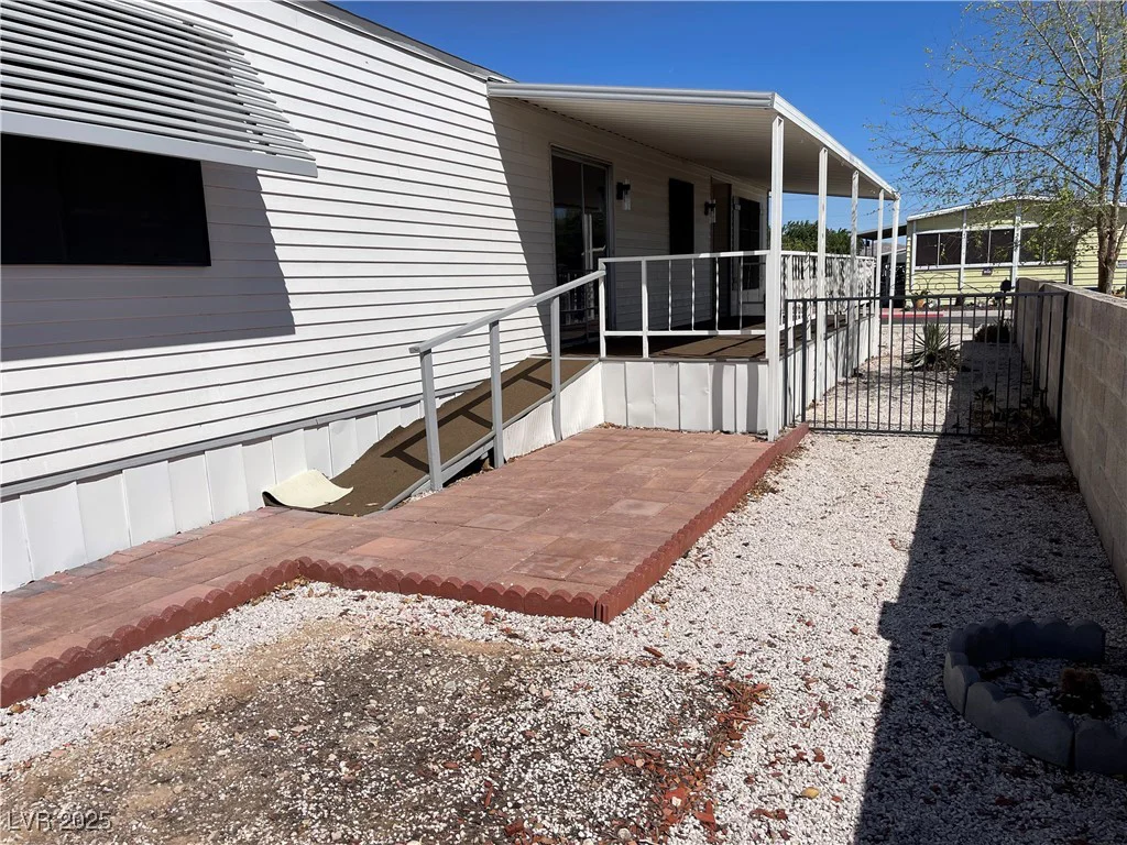 3657 Isle Royale, Las Vegas, NV 89122