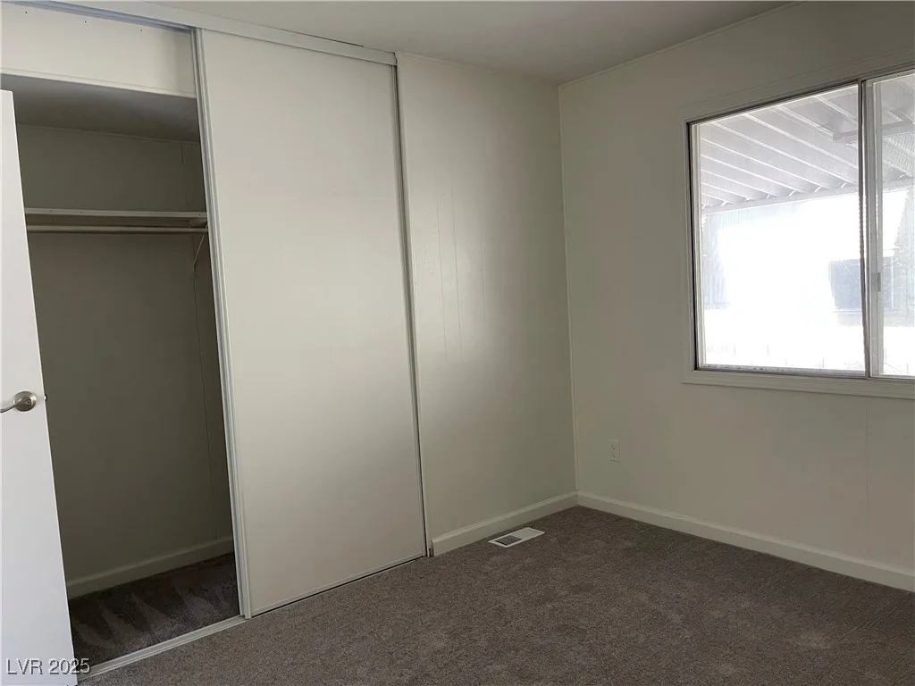 3657 Isle Royale, Las Vegas, NV 89122
