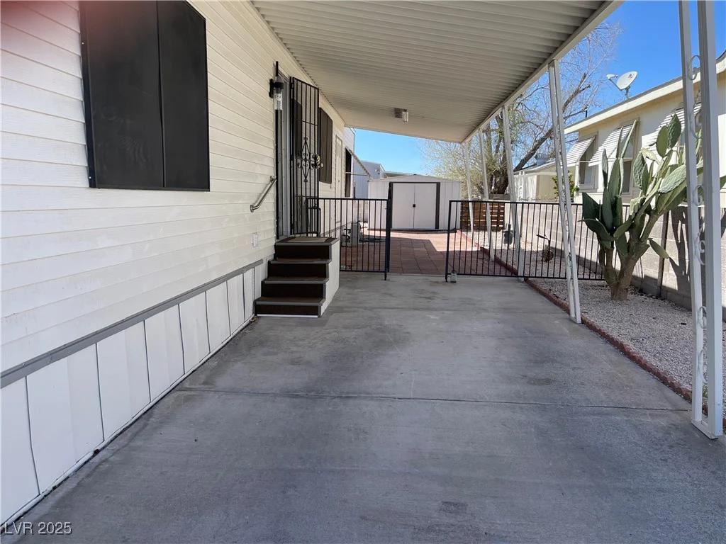 3657 Isle Royale, Las Vegas, NV 89122