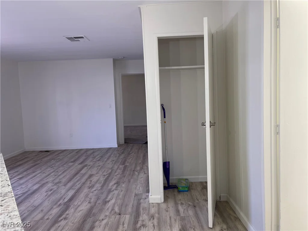 3657 Isle Royale, Las Vegas, NV 89122